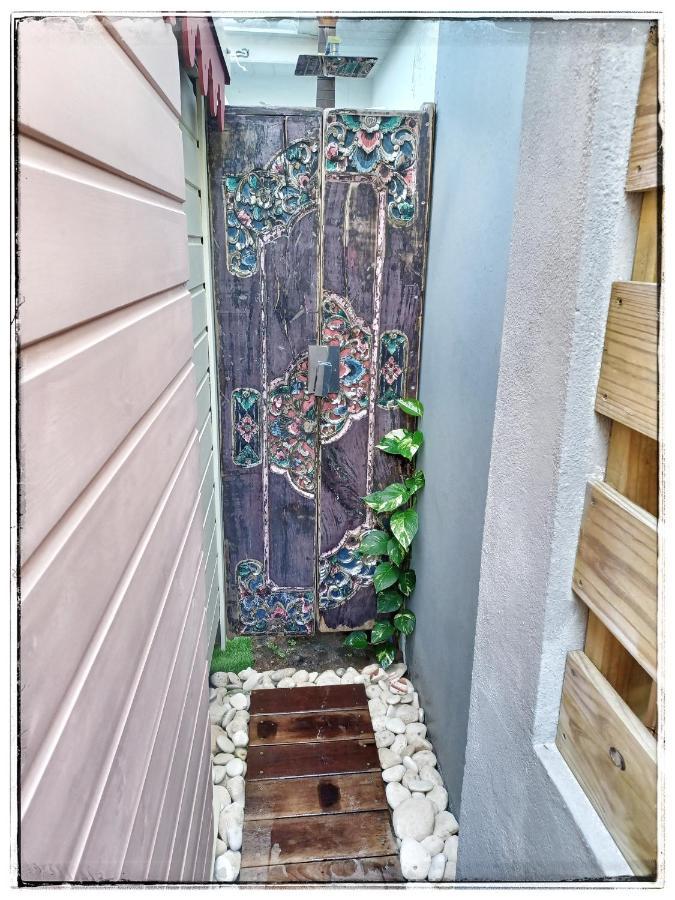 La Cabane D'Artiste Cul de Sac Bagian luar foto